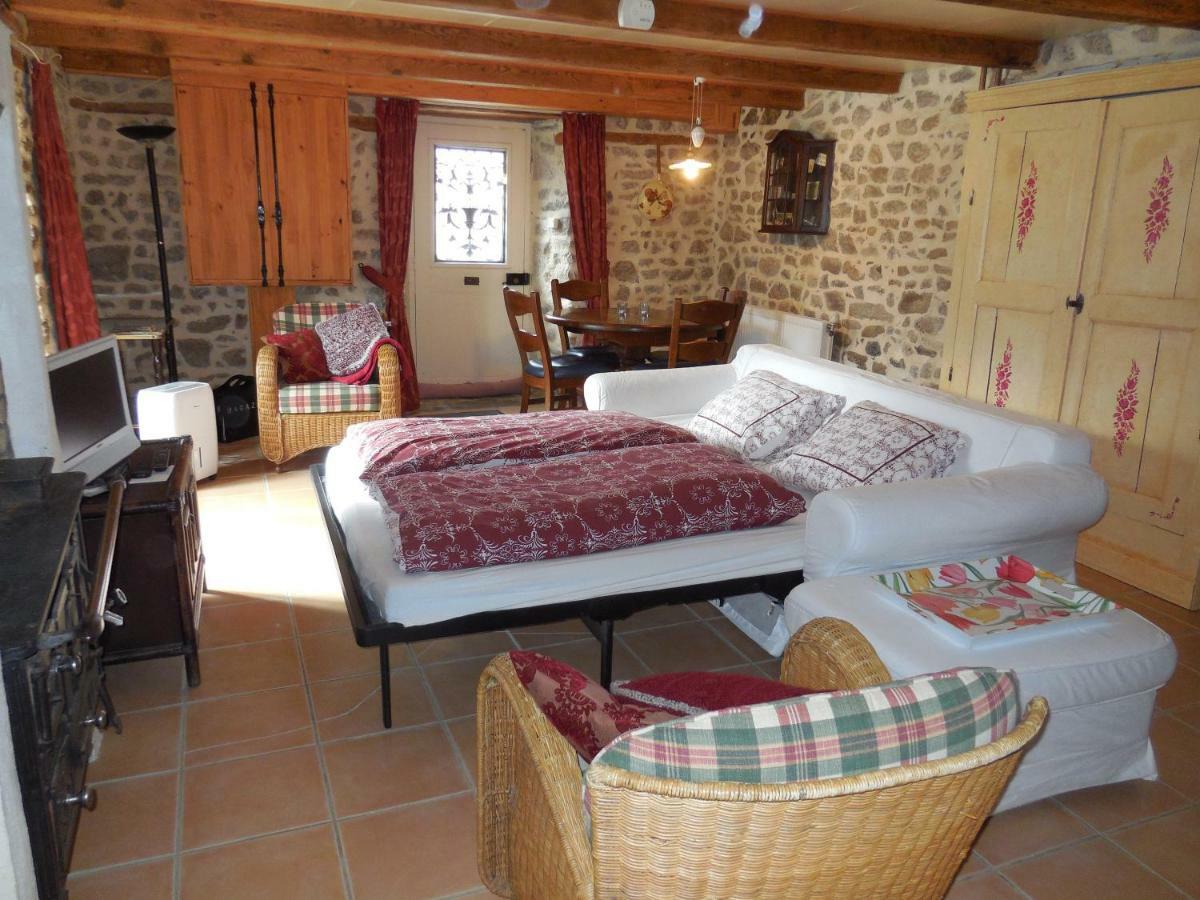 Domaine Le Sauzet Bed & Breakfast Saint-Germain-l'Herm ภายนอก รูปภาพ