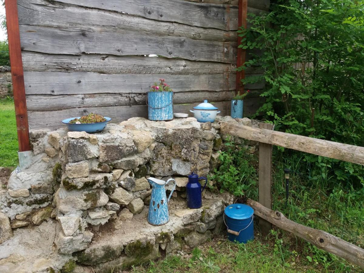 Domaine Le Sauzet Bed & Breakfast Saint-Germain-l'Herm ภายนอก รูปภาพ